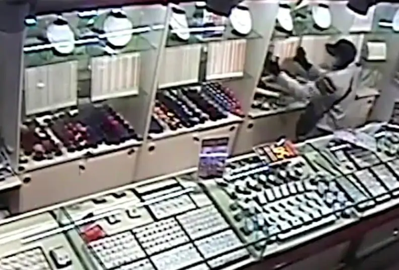 Петербург Ограбление Ювелирного Магазина Петербург Ограбление Ювелирного Магазина