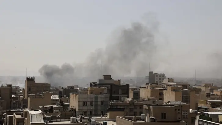 Израиль впервые атаковал центр Тегерана в ходе операции «Рычащий лев»