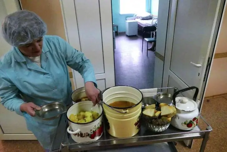 В главной больнице Уфы пожаловались на «бездушную еду»