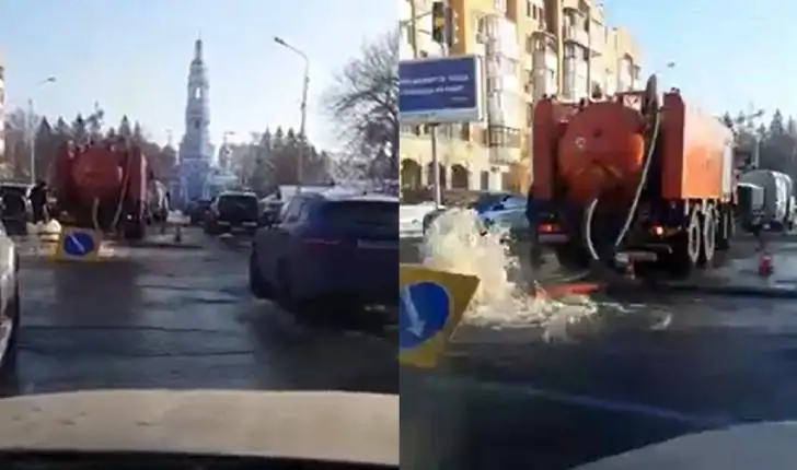 Из-за аварии в Уфе водой затопило улицу в центре города