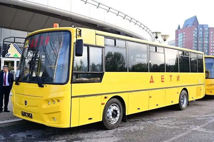 «Дети 1 сентября сидят дома!»: жители Елкибаево жалуются на нехватку школьных автобусов