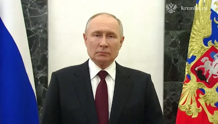 «Мы гордимся»: Путин поздравил жителей России с Днем защитника Отечества