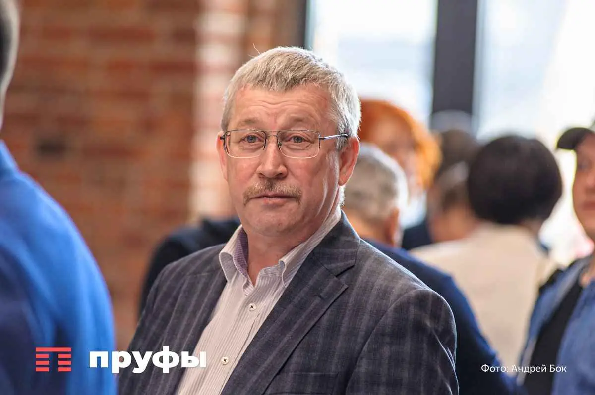 «Простить россиянам все долги!»: эксперт – о кредитной кабале, «работающих нищих» и росте пенсий в полтора раза