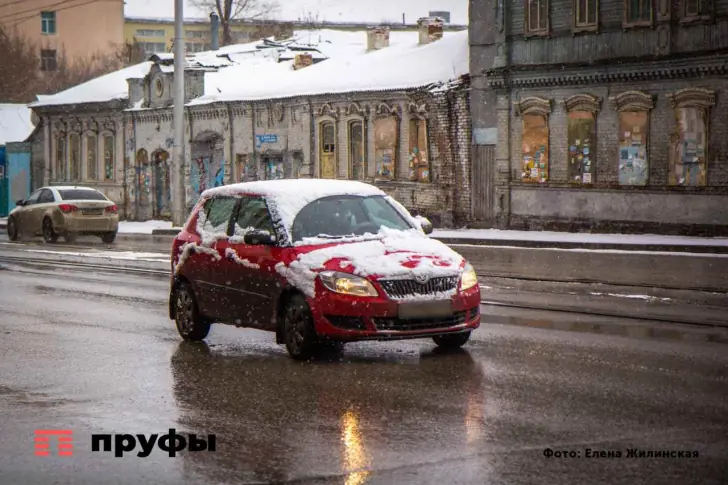 Российские водители снова получают чужие штрафы из-за мошенников