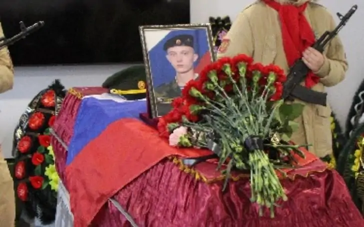 «Очередное горе»: в Башкирии простились с молодым бойцом СВО