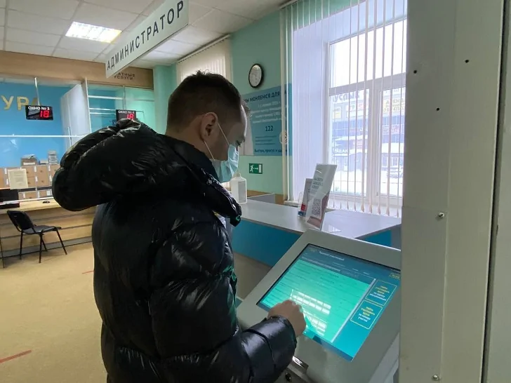 Министр здравоохранения Башкирии посетил больницу в Иглино