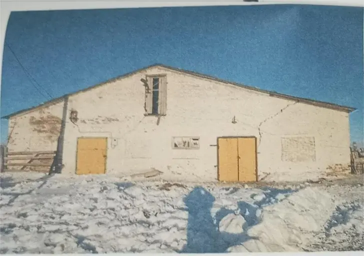 В Башкирии за полмиллиона на аукцион выставили телятник 