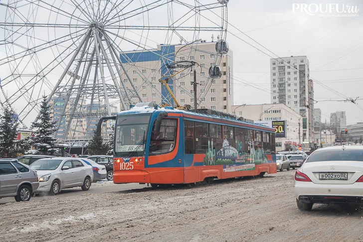 Почему коммунальная техника не вышла расчищать дороги в Уфе?