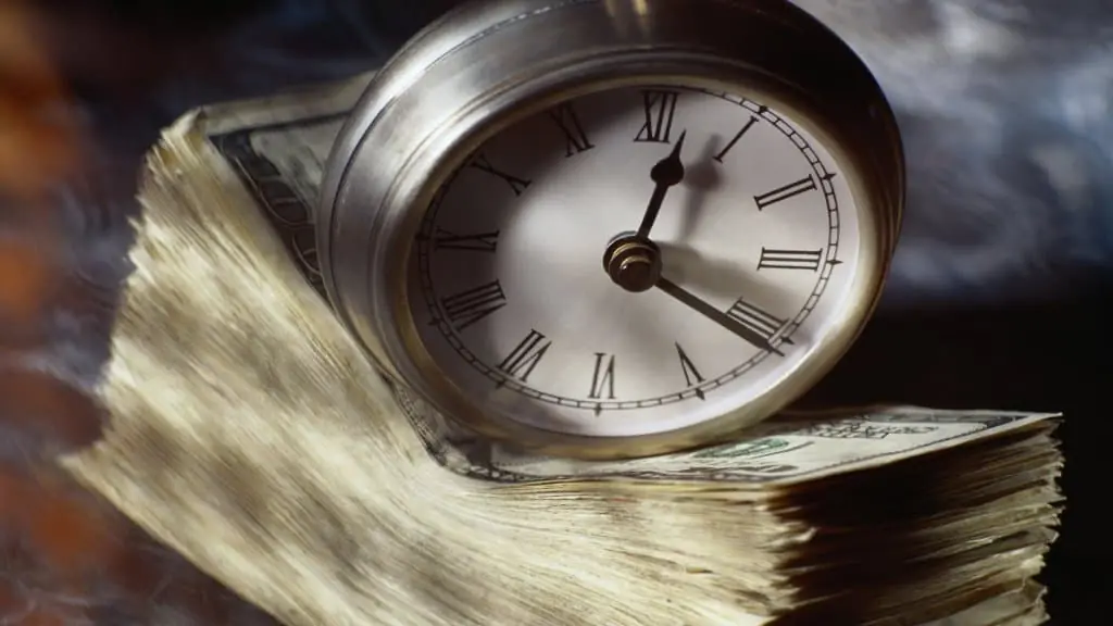 Госдолг в Татарстане падает, но в Башкортостане растет. Почему так?