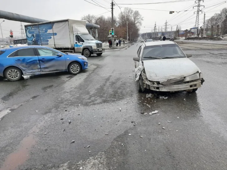 В Уфе в дорожной аварии пострадала 8-летняя девочка
