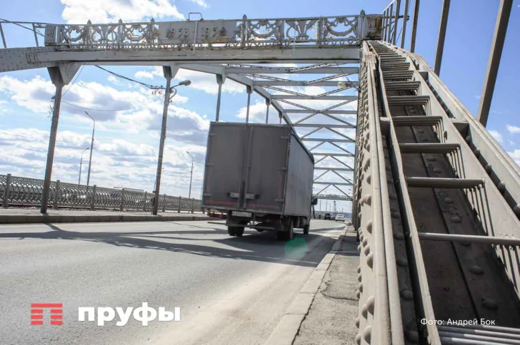 «Не вижу смысла»: эксперт раскритиковал новость о строительстве нового моста в Уфе