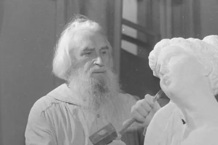 Предсказания «Сталинского пророка» Коненкова для России на 2025 год – что ждет страну в эпоху «Великого понимания»