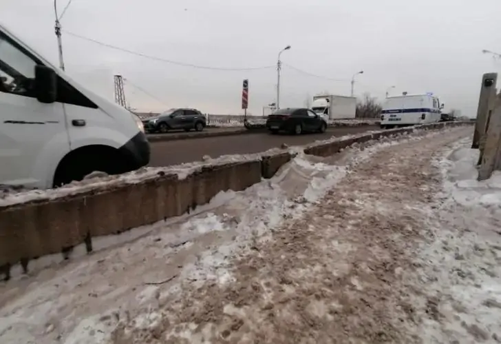Федеральные следователи заинтересовались смертью уфимца, упавшего с нечищенного моста