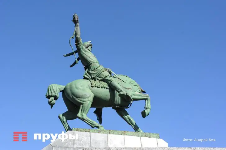 Памятник Салавату Юлаеву предлагают отлить из бронзы – что известно 
