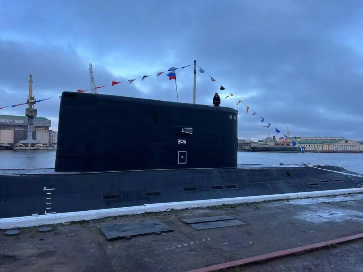 Подводная лодка «Уфа» поразила сразу несколько целей в море