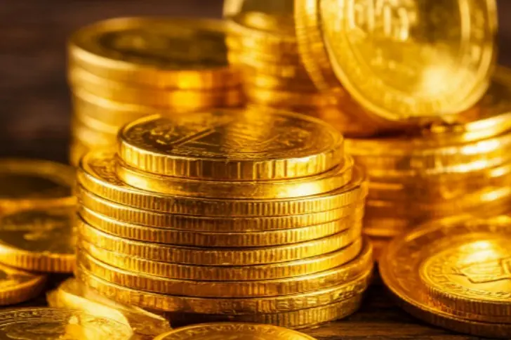 Спасите свои накопления: экономист назвал активы, которые россиянам следует приобрести заранее