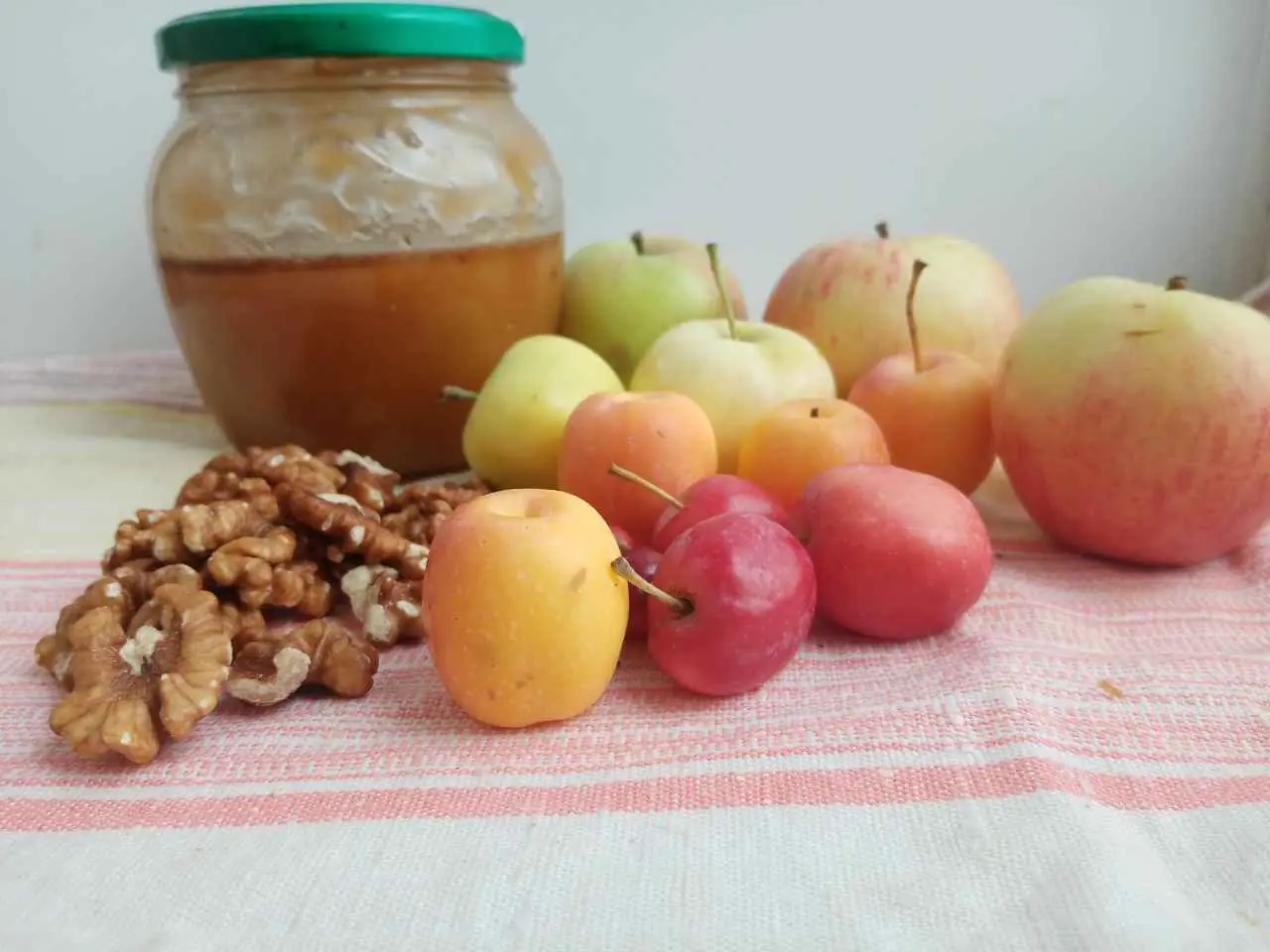 Три Спаса в августе 2025 года: Медовый, Яблочный и Ореховый – традиции и приметы летних праздников