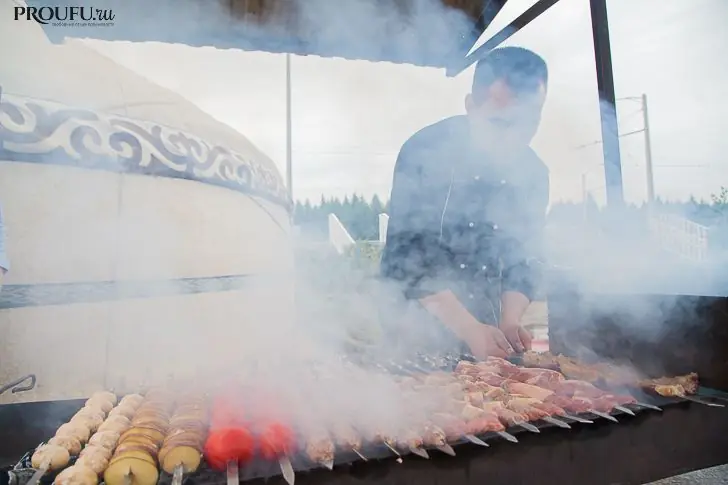 За шашлык – 50 тысяч рублей. Как пожарить мясо на майские и не попасть на огромный штраф?