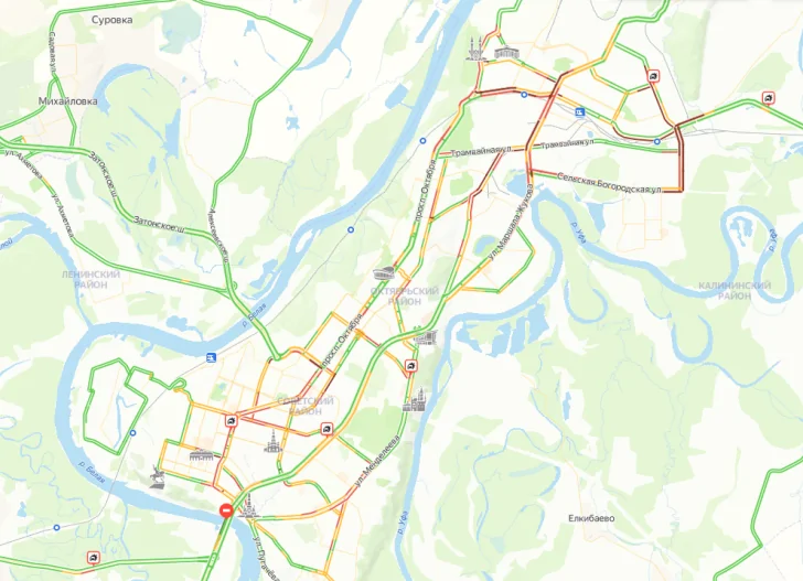 Уфа встала в 10-балльных пробках
