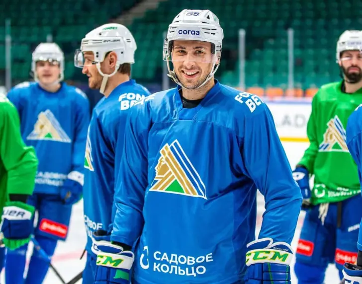 «Кризисный период»: главный тренер «Салавата Юлаева» прокомментировал состояние Саши Хмелевски