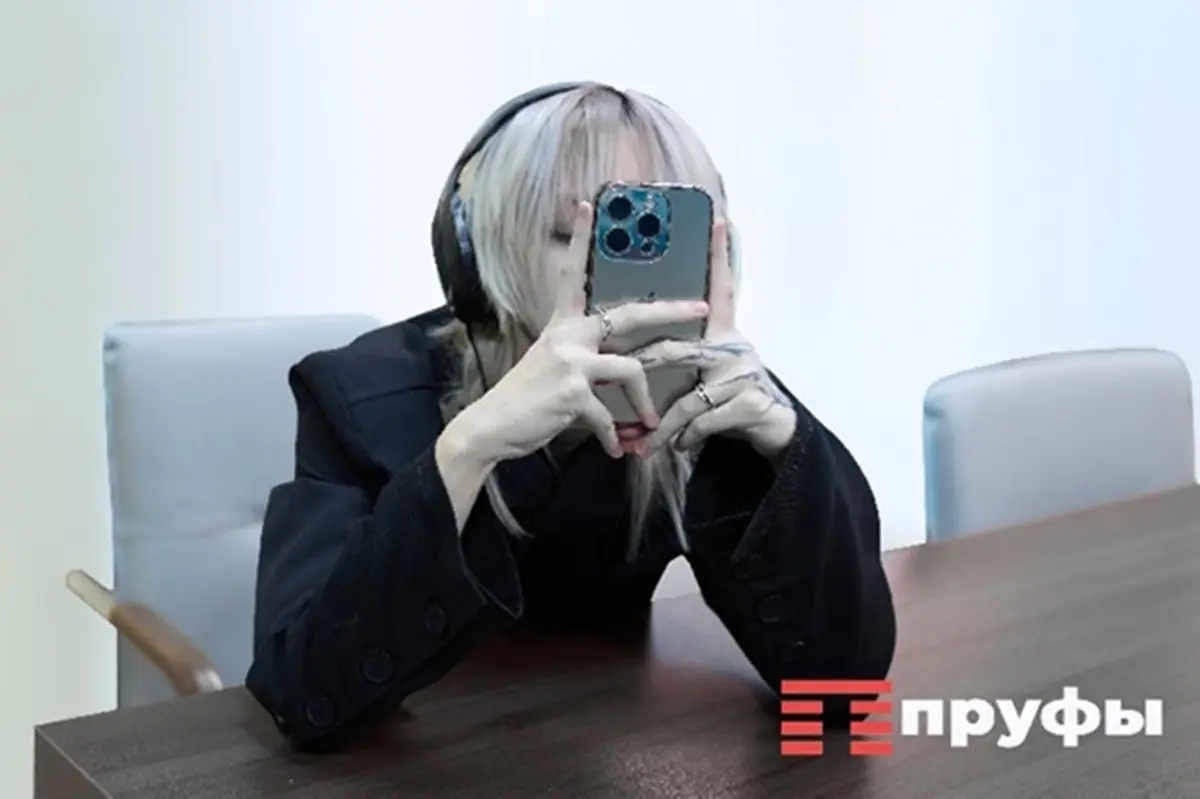 Не «алло» и не «да»: как надо отвечать на телефонный звонок