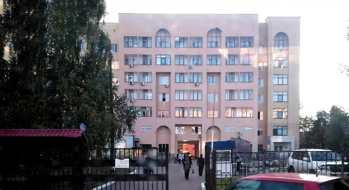 «Натворили дел и выкинули на улицу». В кардиоцентре Уфы избавились от пациента с осложнениями?