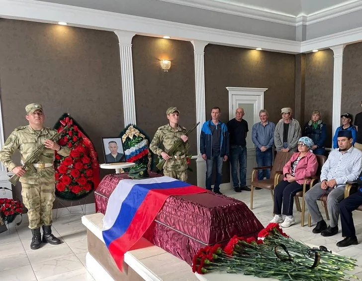 В Уфе похоронили бойца СВО, который был миротворцем в Нагорном Карабахе
