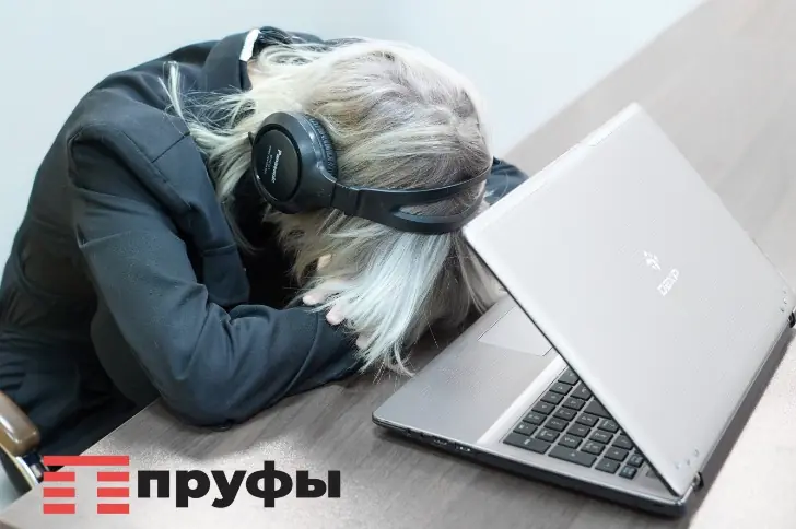 В России могут разрешить ФСБ приостанавливать любую связь по требованию