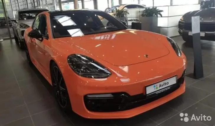 Единственный в  России Porsche Panamera, собранный под заказ, продает собственник в Уфе