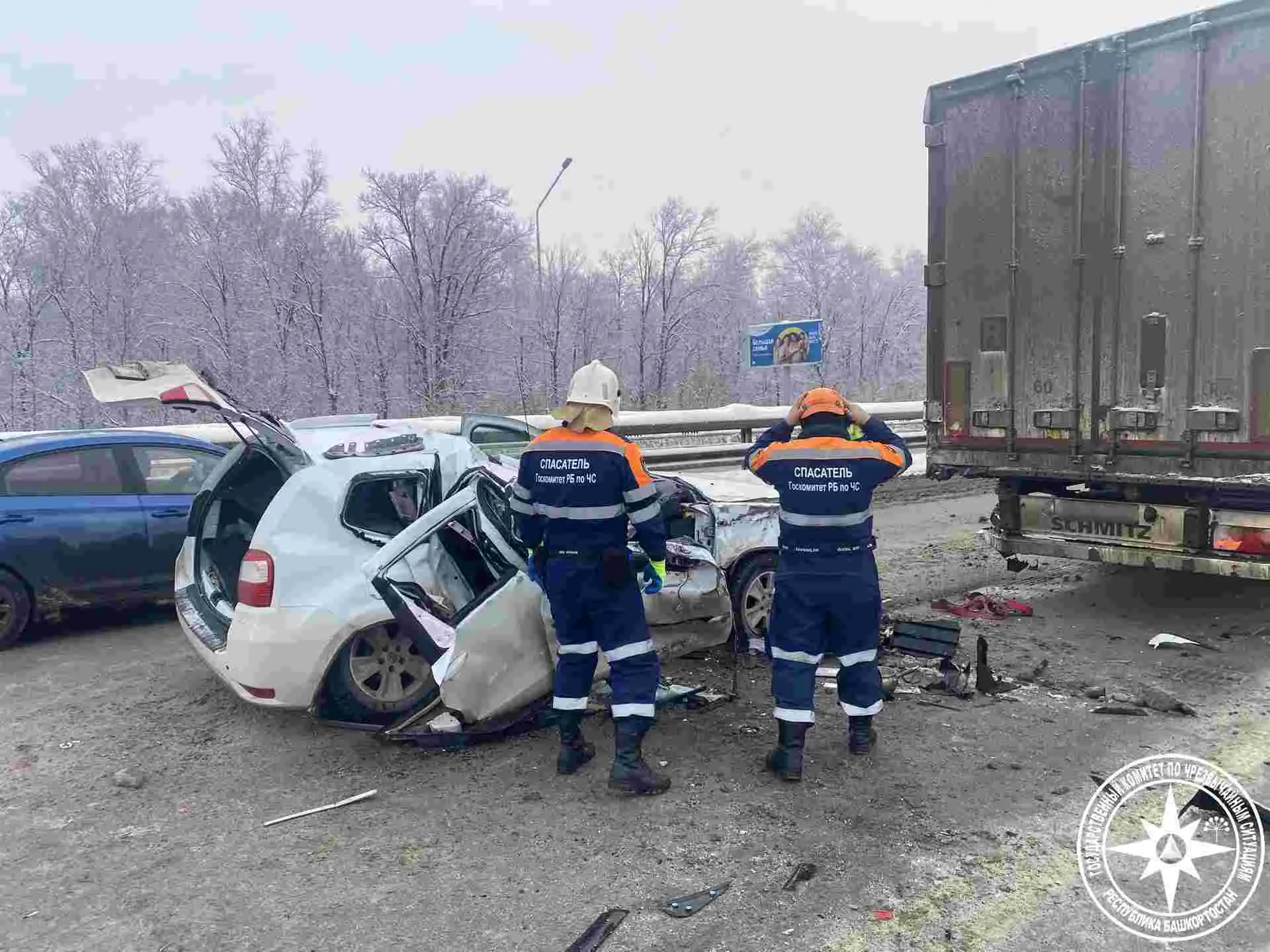 Ребенок пострадал в страшном ДТП с фурой на трассе под Уфой