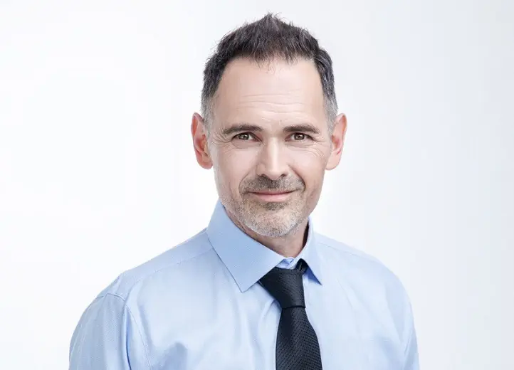 «Паразитируют на наследии»: сын создателя оркестра подал иск против ансамбля Гаскарова на 20 млн рублей