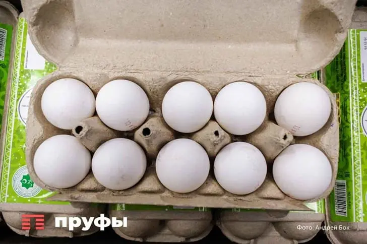 Почему коричневые яйца стоят дороже белых