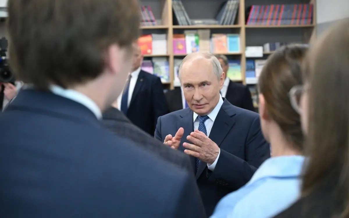 Путин оценил угрозы распространения ИИ