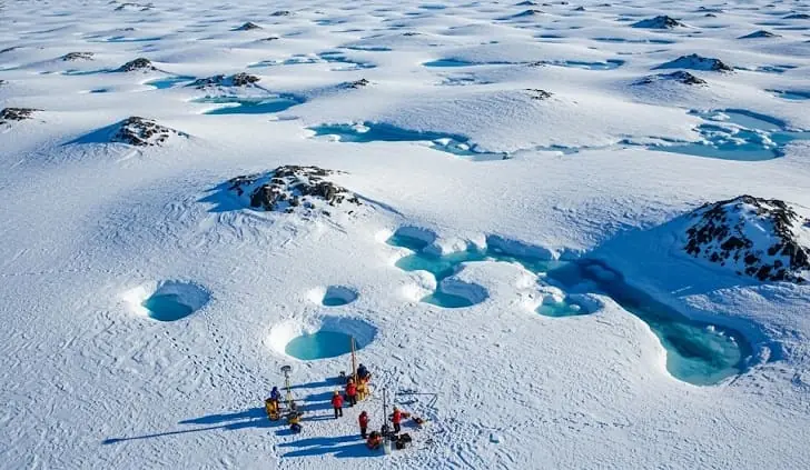Подо льдом Антарктиды нашли то, чего не должно быть. Это перепишет историю