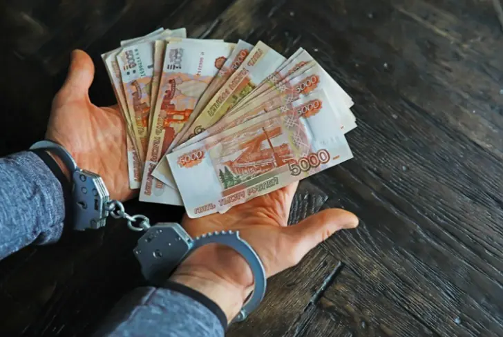 В Башкирии юрлицо оштрафовали на 1 млн за взятку ЧОПу