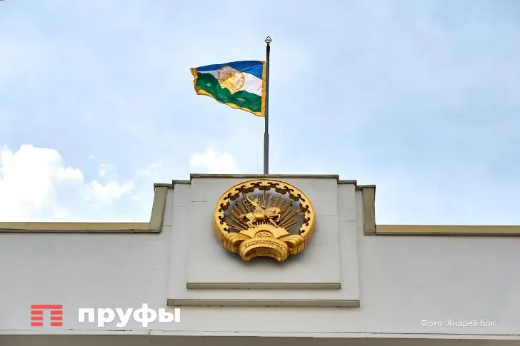 Татарстан в 3 раза выше Башкортостана: очередное экономическое поражение для каждого жителя