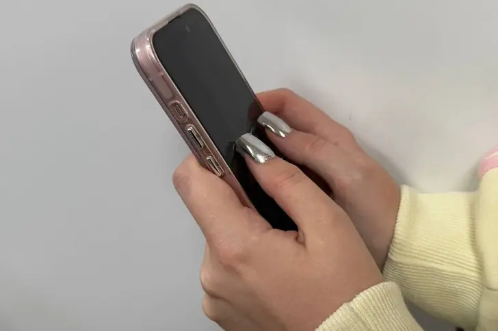 Каждому телефону − цифровой паспорт: в России вводят обязательную регистрацию IMEI-номеров