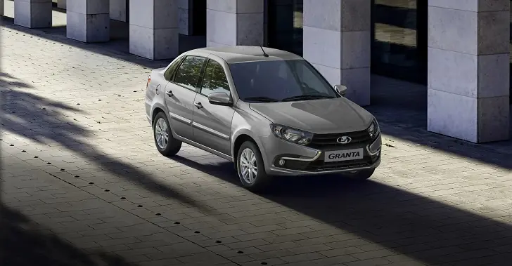 В России рухнули продажи автомобиля Lada