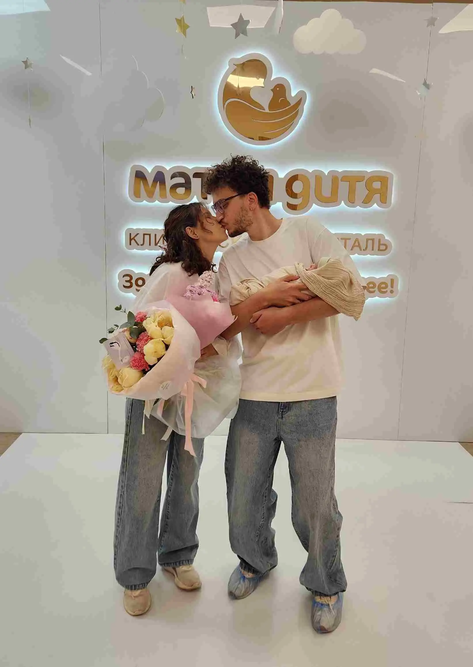 Молодая пара из Башкирии доверилась ChatGPT и  назвала дочку редким именем