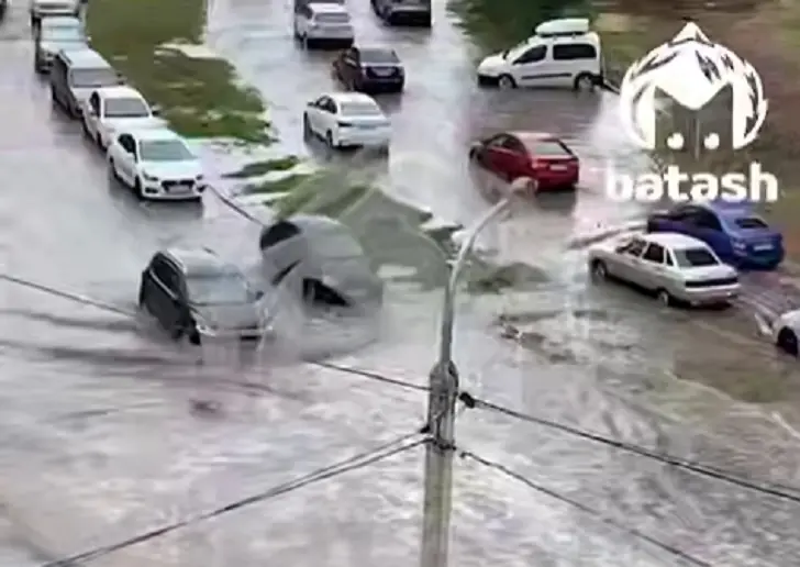 Уфа под водой, урожай уничтожен: Башкирию накрыла безжалостная стихия