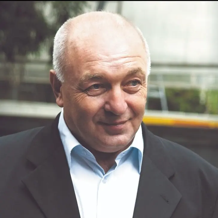 Уфимец, придумавший легендарные сырки: история Б.Ю. Александрова – от контрабандиста до короля сырков