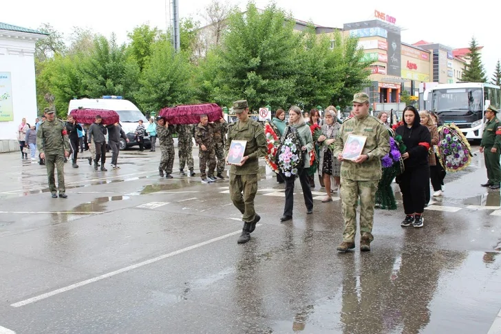 На СВО погибли разведчик и гранатометчик из Башкирии