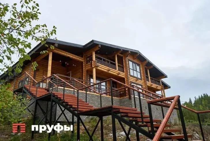 Современные частные дома в России разваливаются через 10–15 лет: почему советские постройки служат до сих пор