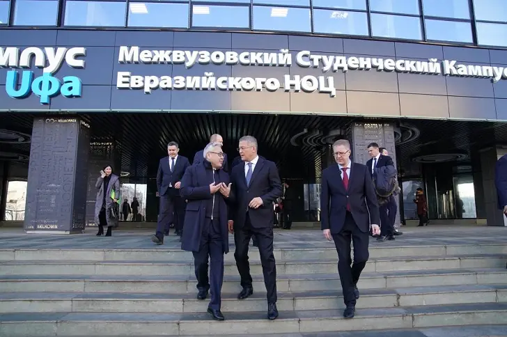 Хабиров показал делегации из Казахстана Межвузовский студенческий кампус