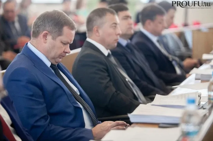 Госдума приняла закон о публикации деклараций депутатов в обезличенном виде