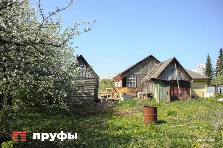 Почему деревенские жители мирятся с неудобствами, хотя решения есть под рукой?