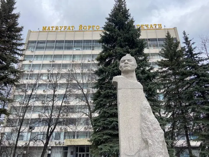 Мох и плесень внутри. Дом печати в Уфе разваливается уже пятьдесят лет