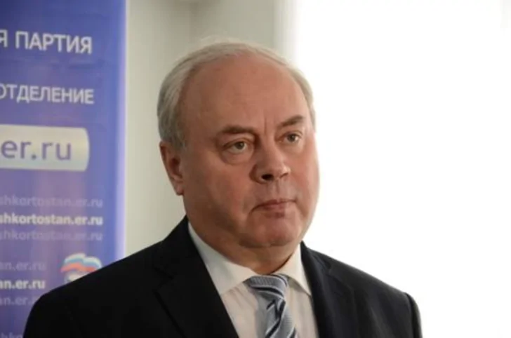 Теперь депутатам Курултая Башкирии придется вести соцсети  