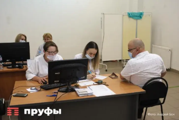 Дети в садах подхватили опасную инфекцию: первые симптомы легко спутать с простудой 