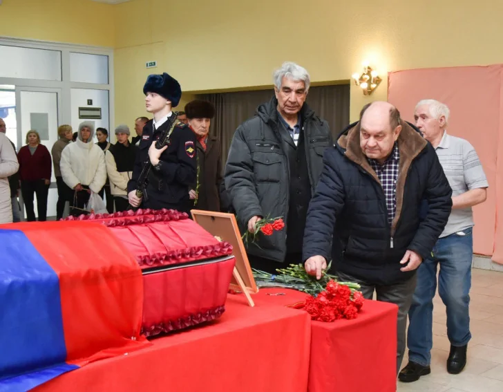 Гранатометчик и сержант. В Башкирии похоронили еще двух бойцов СВО